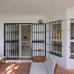 The Scandi-aries Luxury In Nueva Andalucia Διαμέρισμα *